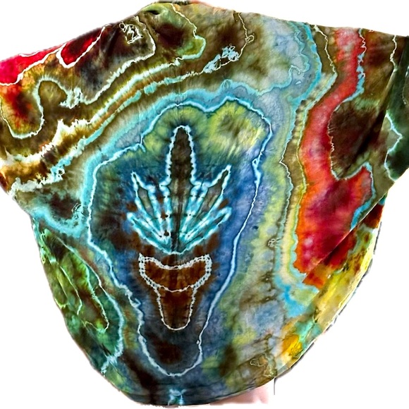 Hand dyed shaw/coverup - Picture 4 of 4